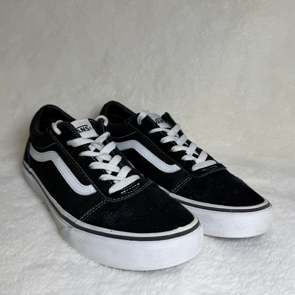 Vans Old Skool Low Youth Size 6.5 Black White Lace Up Shoes Skate Sneakers NWOB